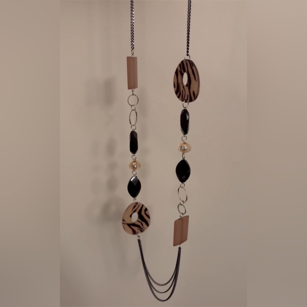 Long necklace